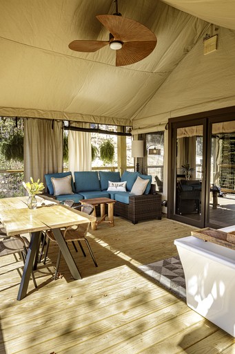 Tree Houses (United States of America, Zirconia, North Carolina)