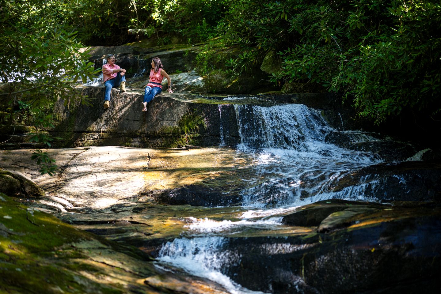 Luxury Tree Tent with Soaking Tub & Pizza Oven Near Waterfalls, Zirconia, North Carolina