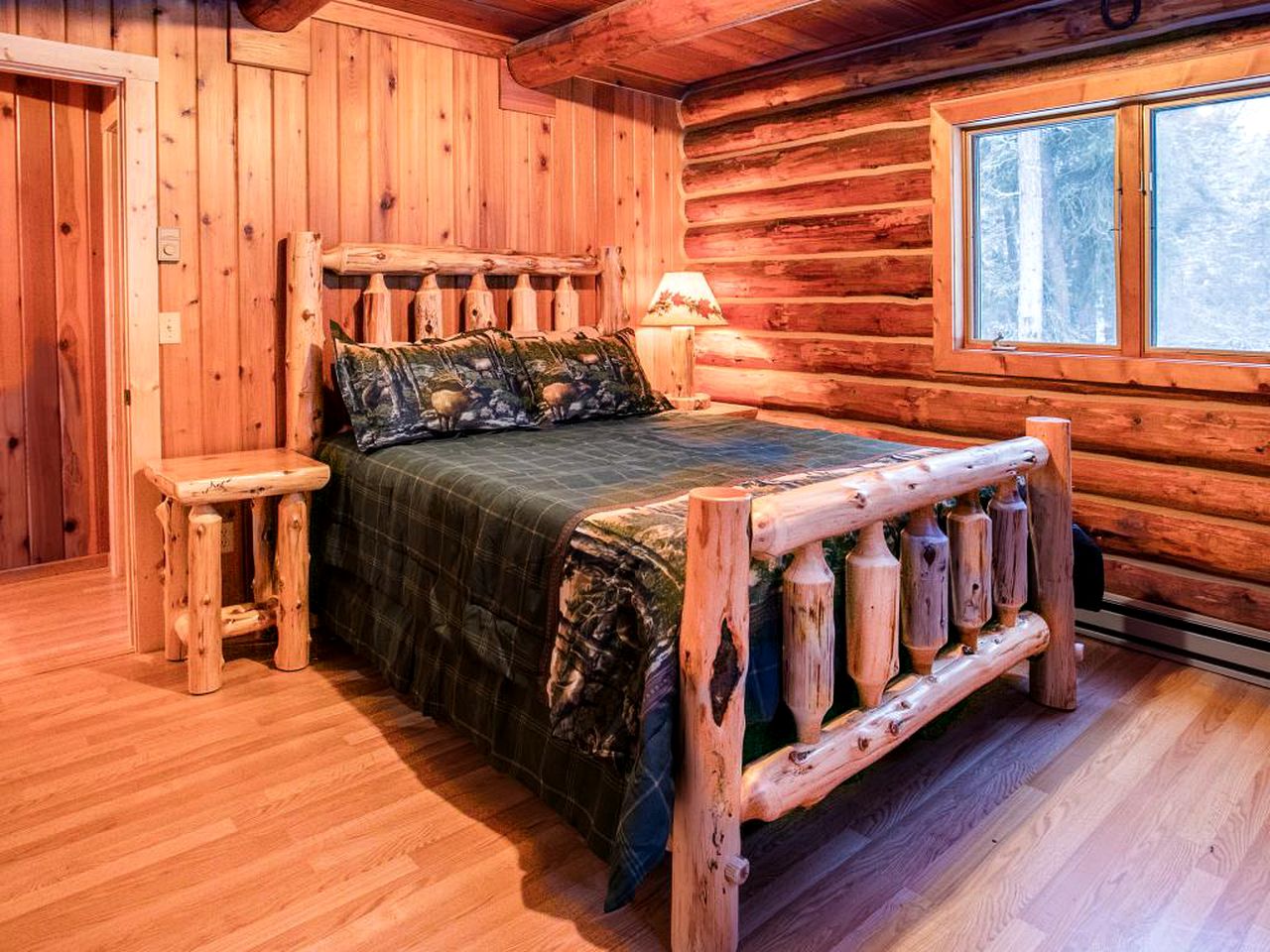 Luxury Camping in Lakeside, Montana