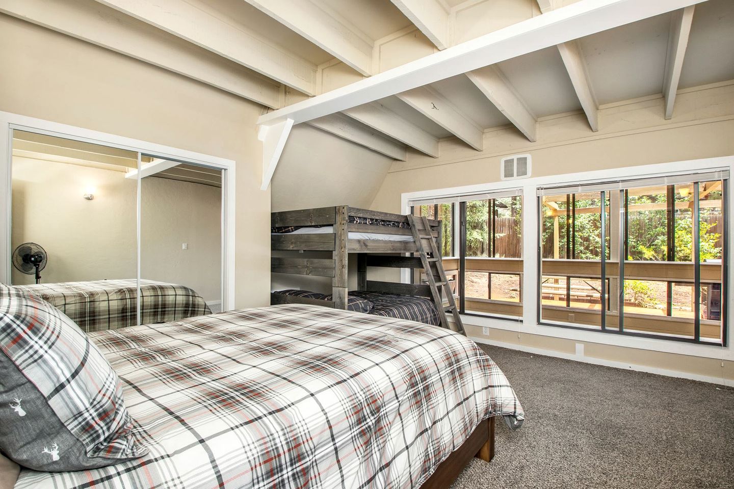 Stunning A-Frame with Fire Pit and Game Room for Large Family Holiday to Flagstaff, Arizona