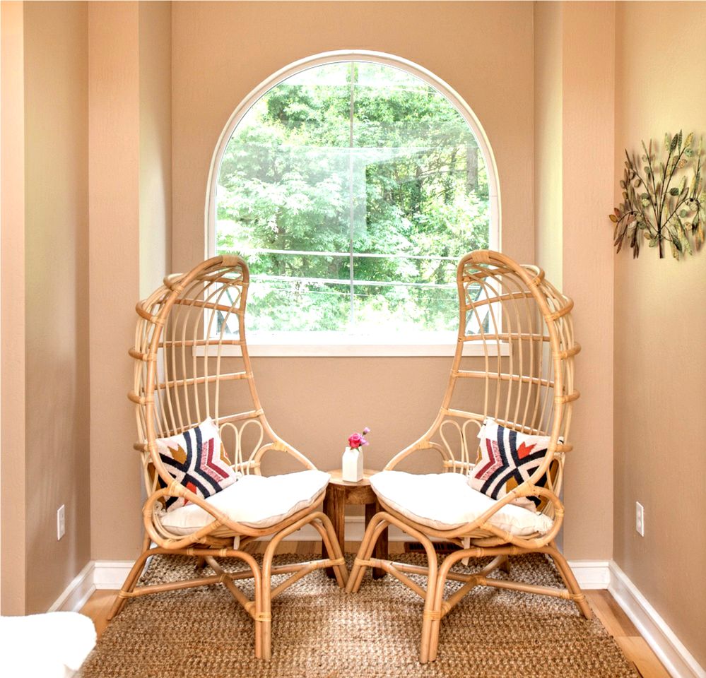 Quirky Pet-Friendly Cabin Rental Perfect for Glamping in Northern California