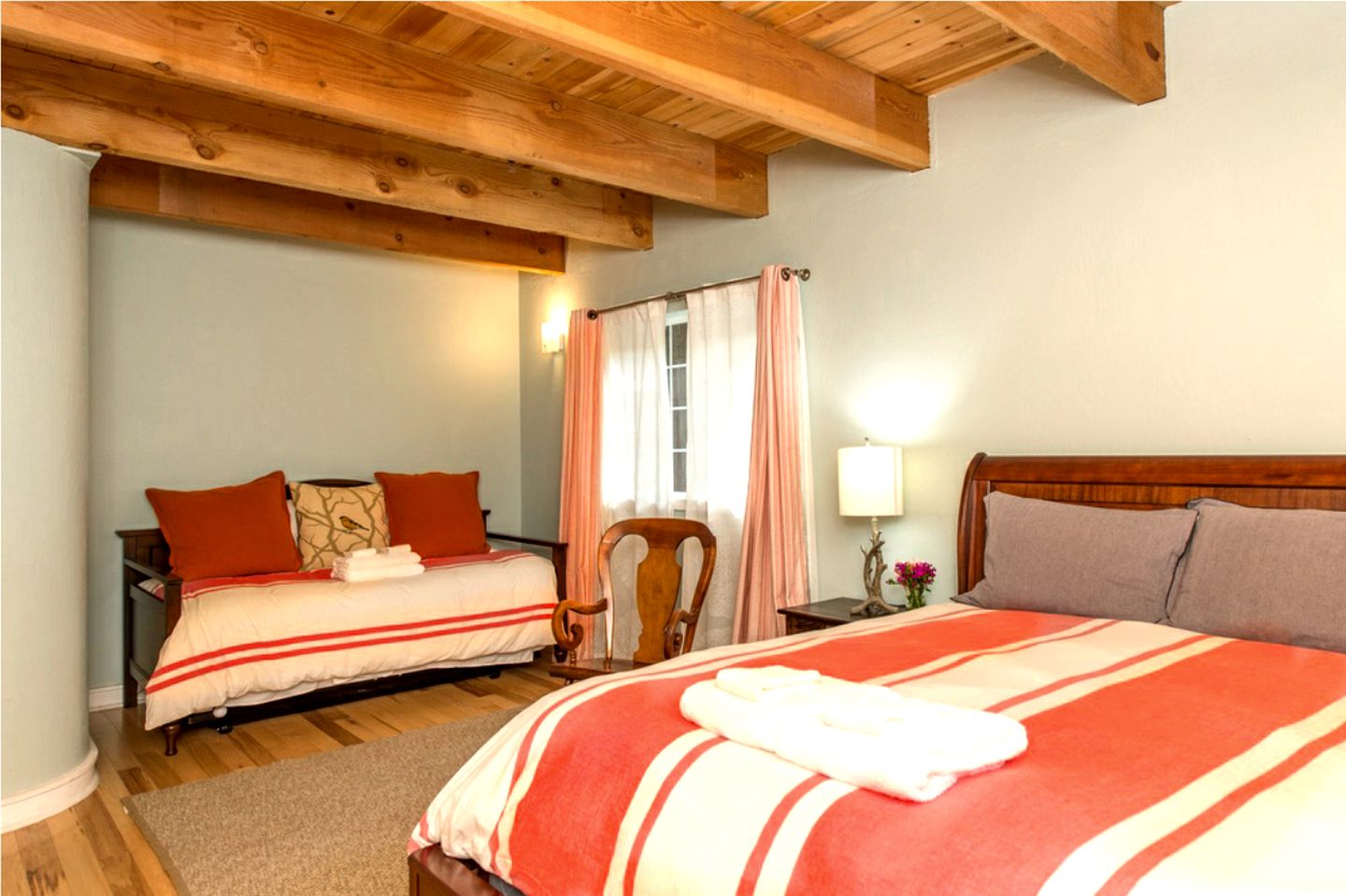 Quirky Pet-Friendly Cabin Rental Perfect for Glamping in Northern California