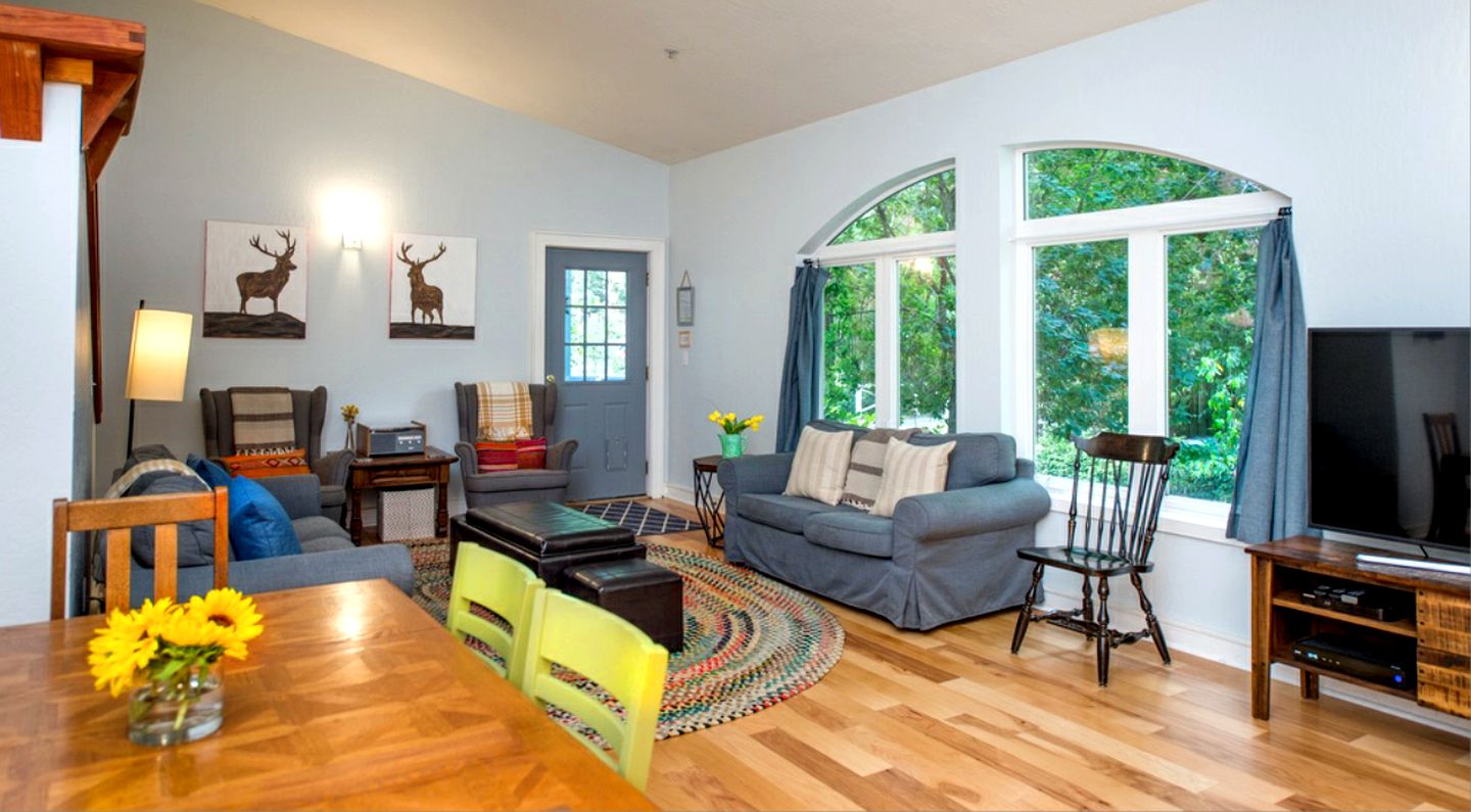 Quirky Pet-Friendly Cabin Rental Perfect for Glamping in Northern California