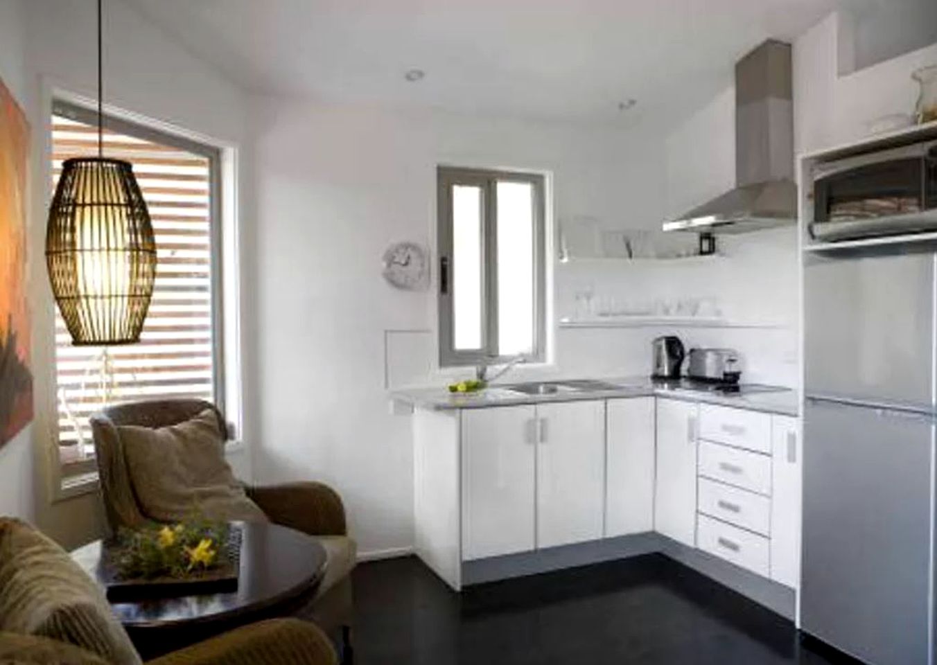 Luxurious Villa Rental with Spa Bath for Romantic Getaway in Daylesford, Victoria