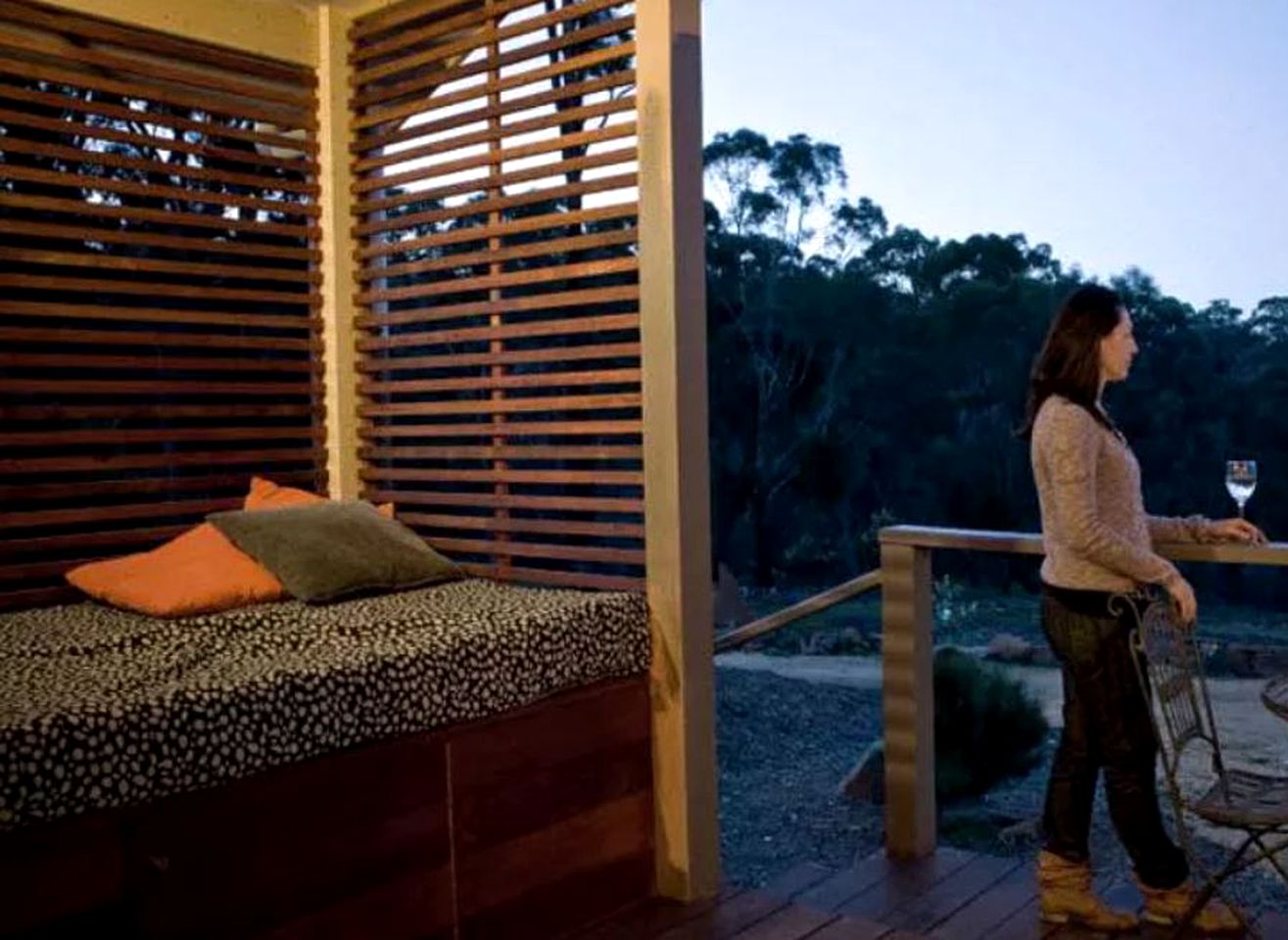 Romantic Cabin Retreat for Two in Hepburn Springs, Victoria
