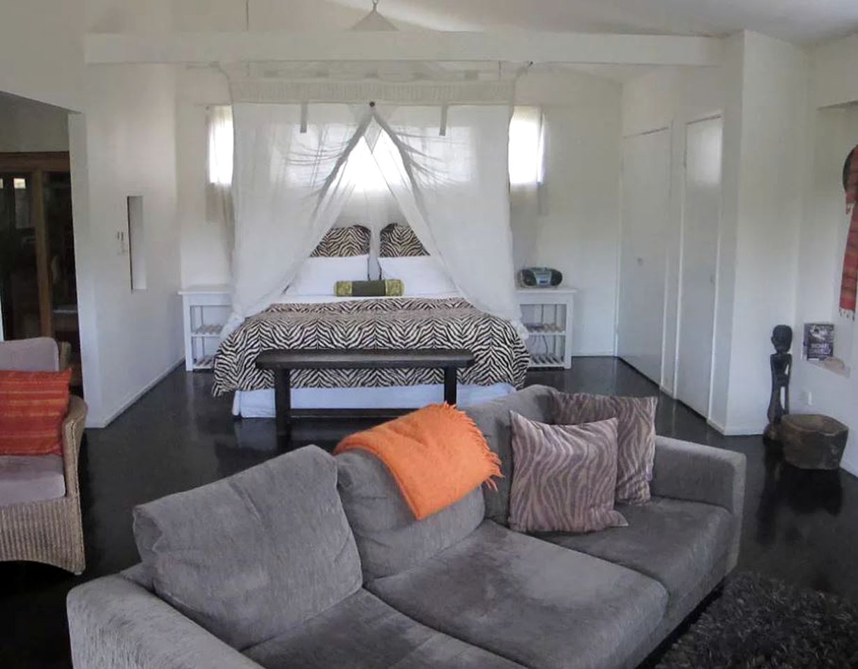 Romantic Cabin Retreat for Two in Hepburn Springs, Victoria