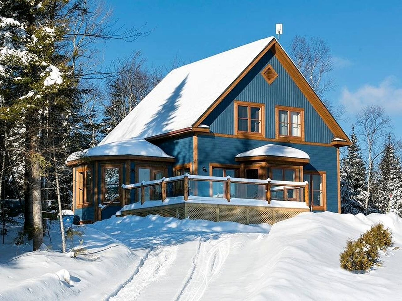 Idyllic Family Retreat with Hot Tub and Games Room in Charlevoix Region, Quebec