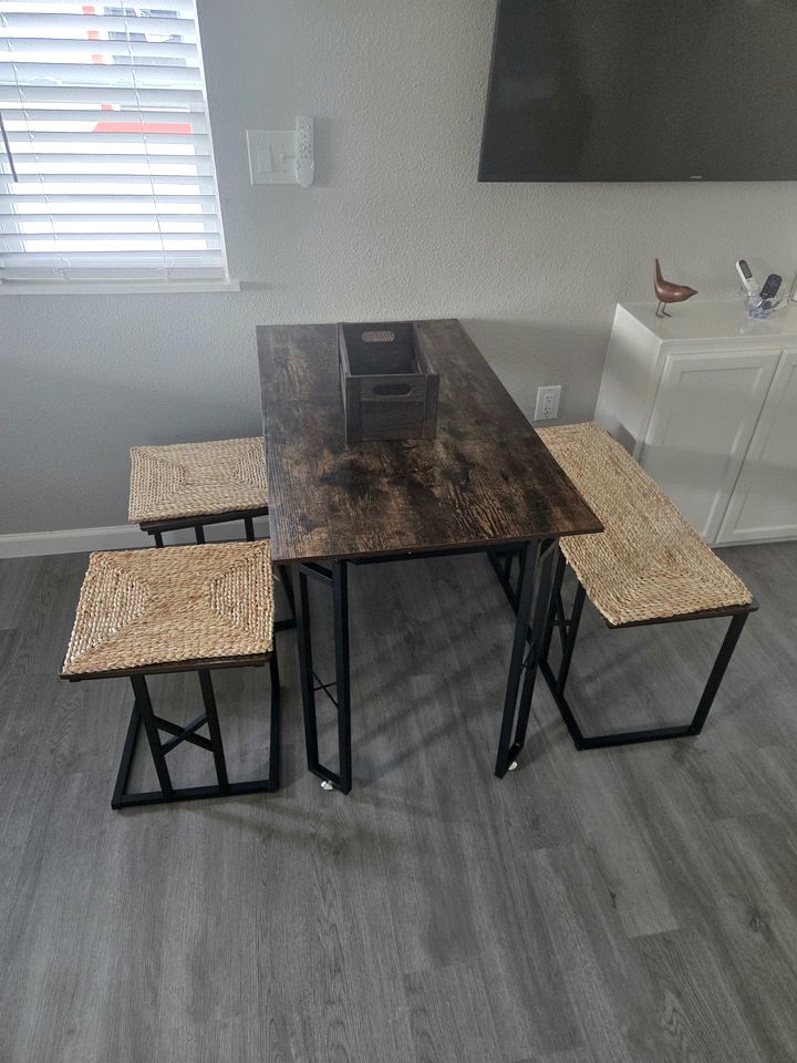 Cozy Lakefront Cabin with Private Beach Access Near Little Elm Beach, Little Elm TX