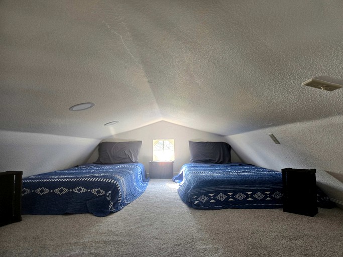 Cabins (United States of America, Little Elm, Texas)