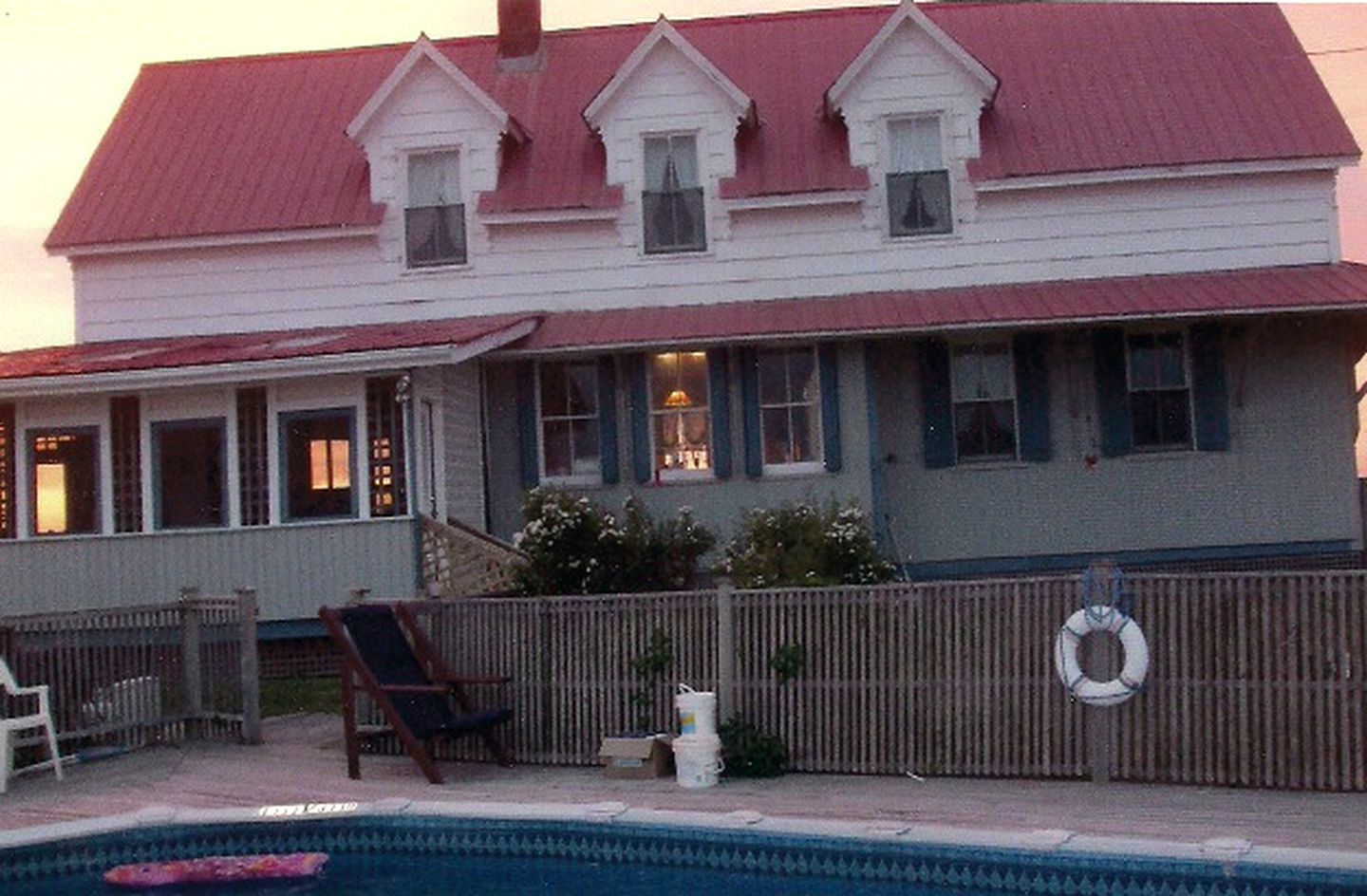 Luxury Beachfront Cottage with Private Pool on Prince Edward Island, Canada