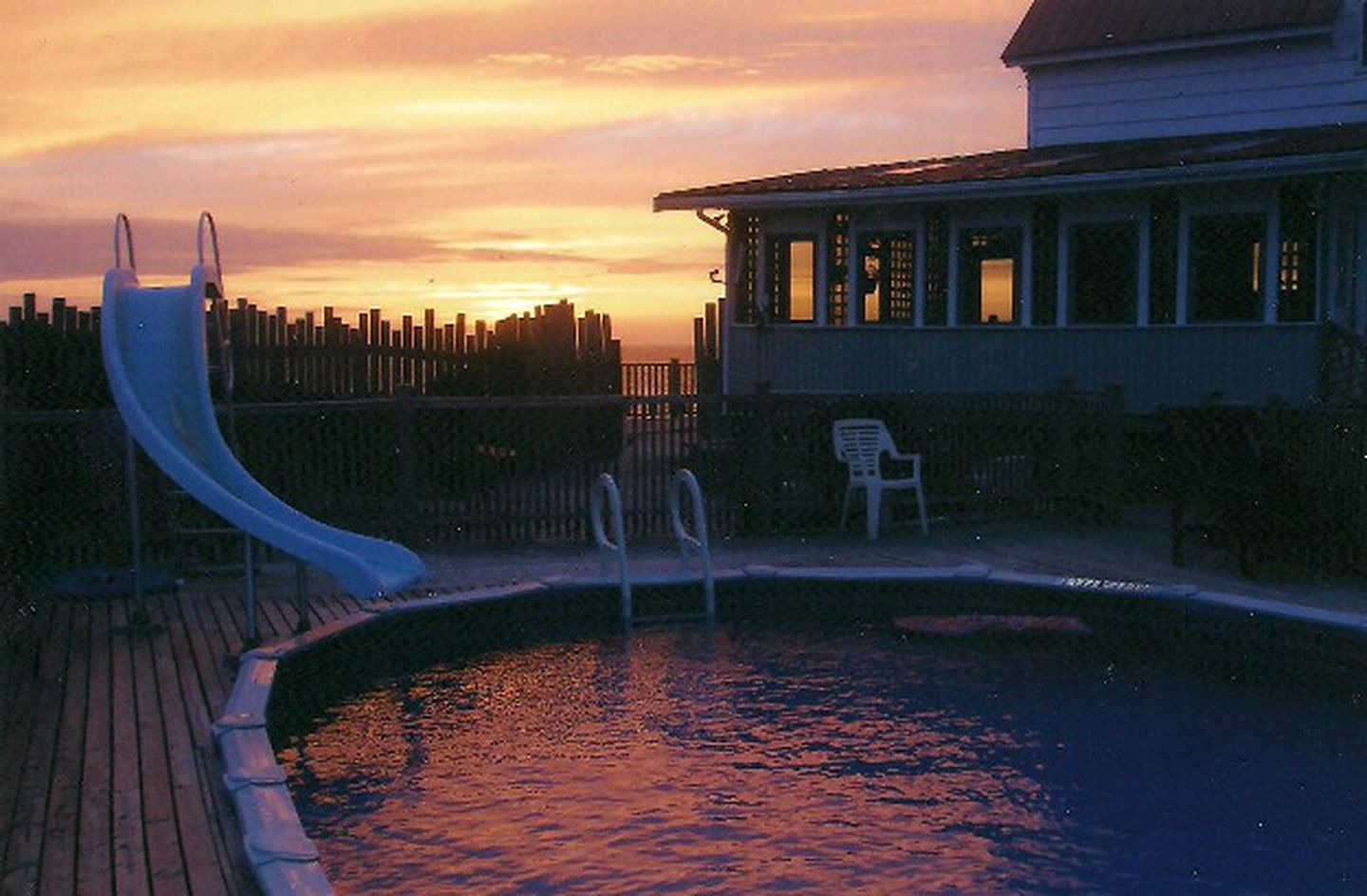 Luxury Beachfront Cottage with Private Pool on Prince Edward Island, Canada