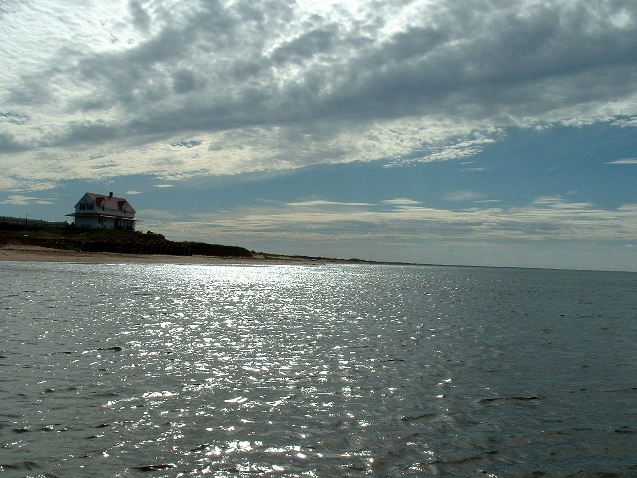 Luxury Beachfront Cottage with Private Pool on Prince Edward Island, Canada