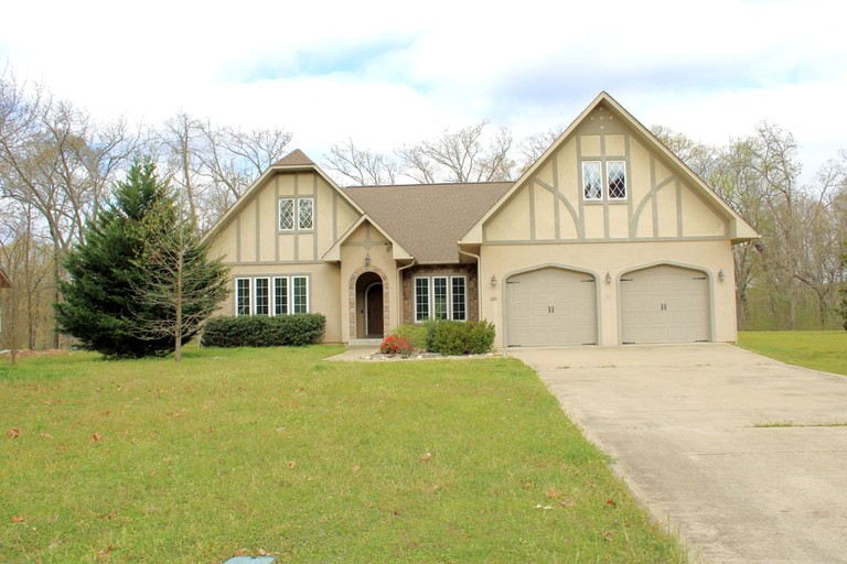 Outstanding Cottage with Swimming Pool in Hot Springs, Arkansas