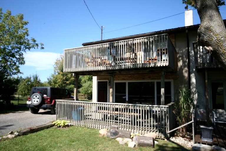 Vacation Rentals (The Blue Mountains, Ontario, Canada)