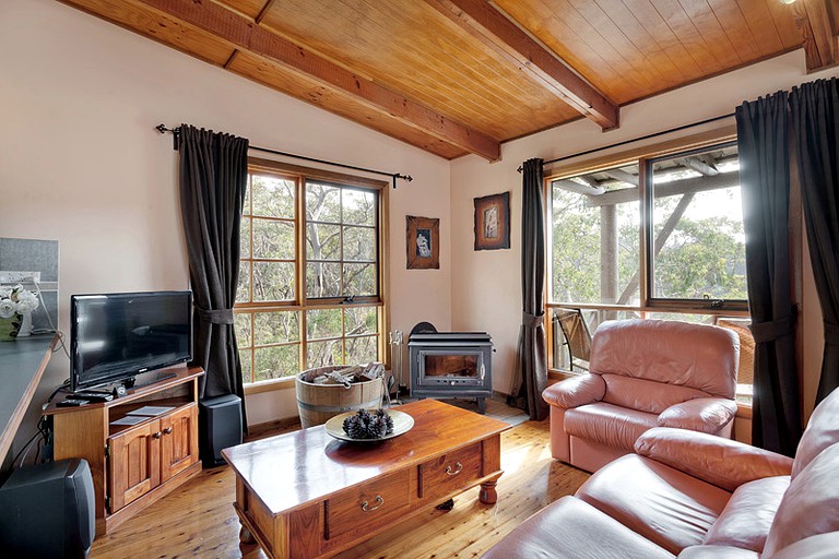 Cabins (Leura, New South Wales, Australia)