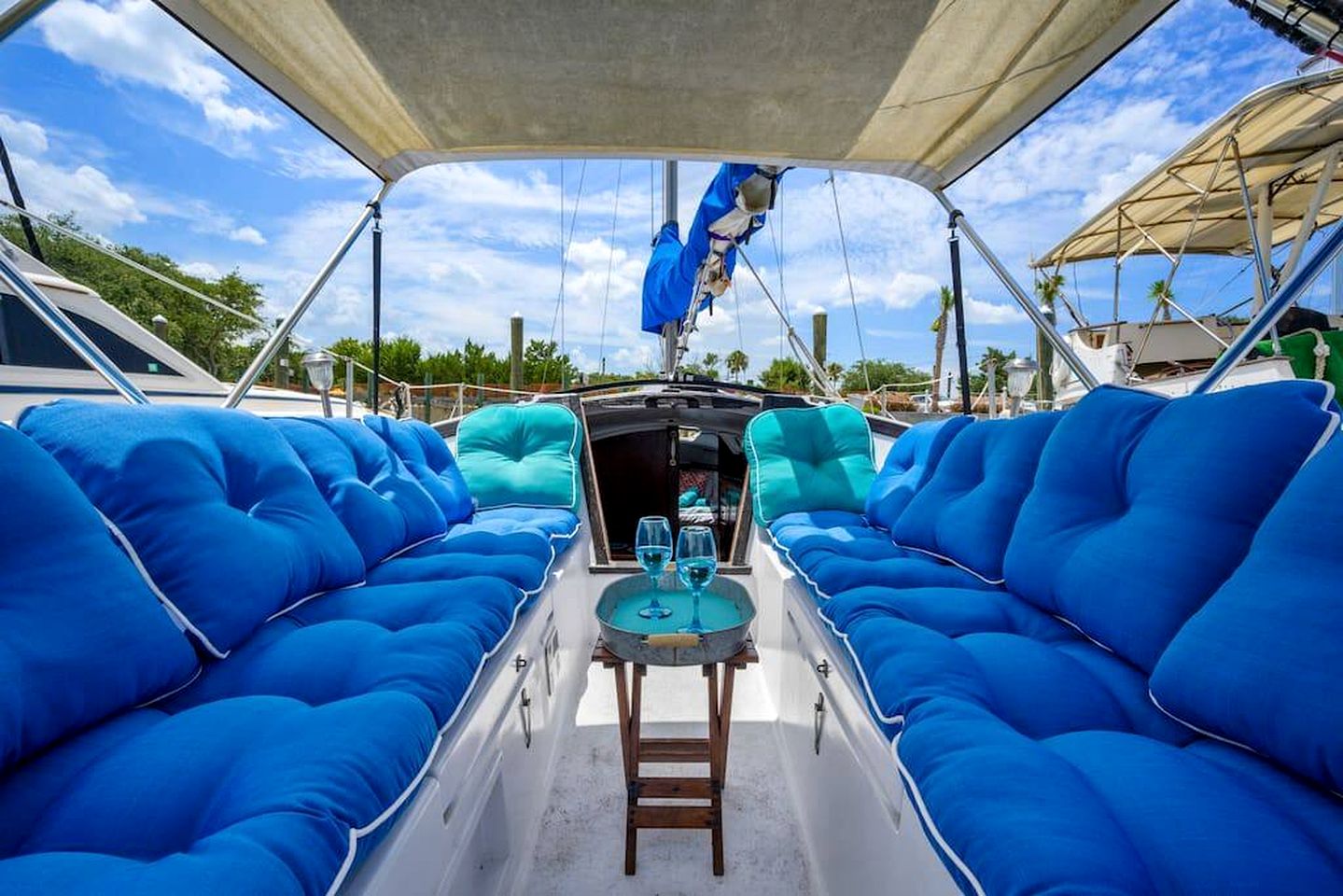 Pet-Friendly Boat with Picturesque and Chic Interior in Florida