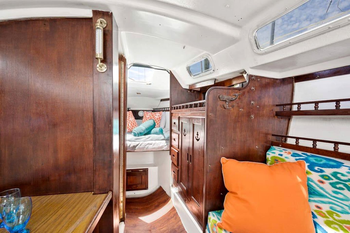 Pet-Friendly Boat with Picturesque and Chic Interior in Florida