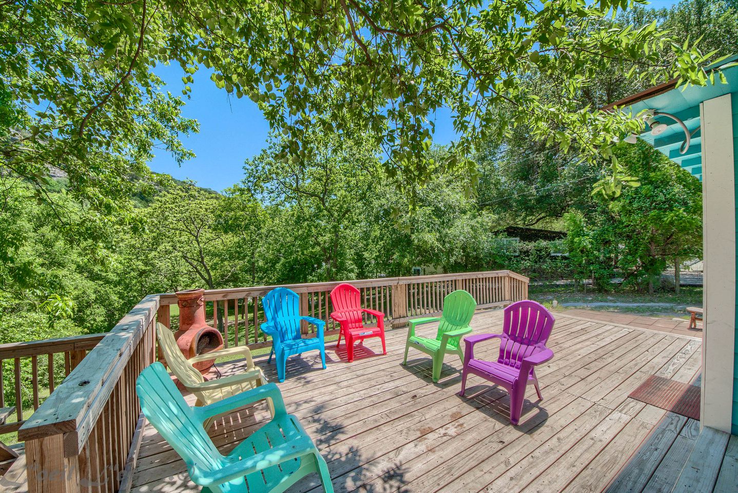 Amazing Vacation Rental with River Access and Kayaks for Memorable Family Vacations in Canyon Lake, Texas