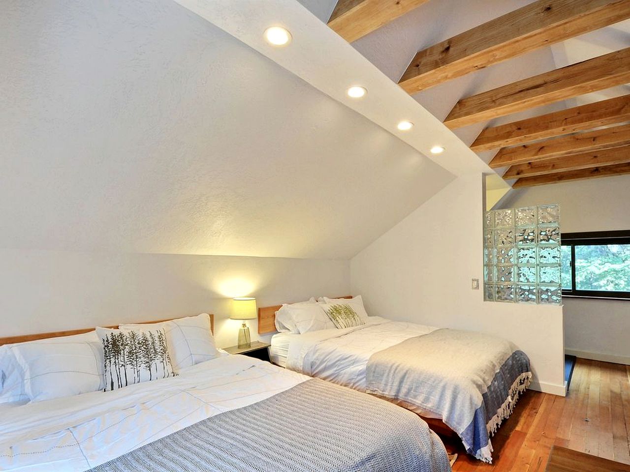 Gorgeous Cabin Rental in the Peaceful Pine Woodlands of Brighton, Utah