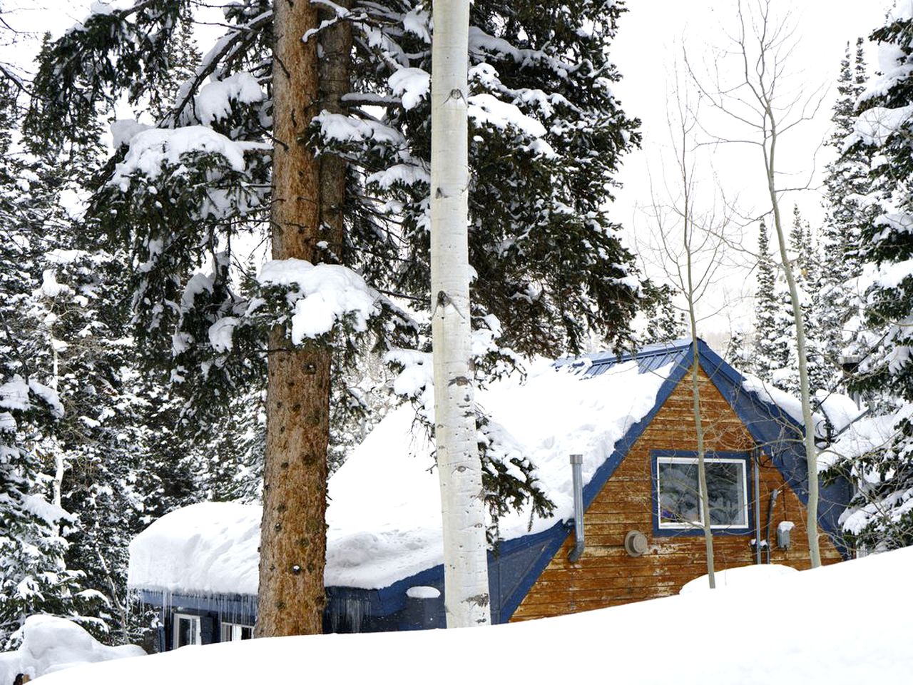 Brighton, Utah real esatate in the winter, covered in snow.