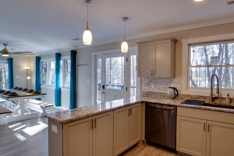 Cabins (United States of America, Lake Toxaway, North Carolina)