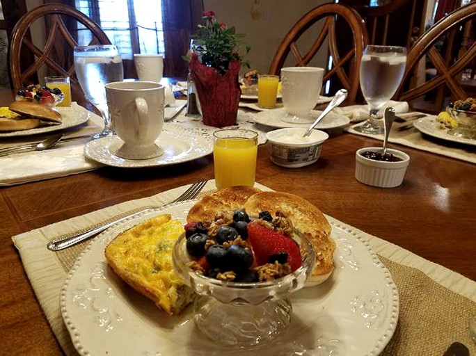 Nature Lodges (Cana, Virginia, United States)