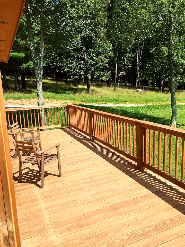 Family-Friendly Cabin Rental with Wi-Fi near Blue Ridge Parkway, North Carolina