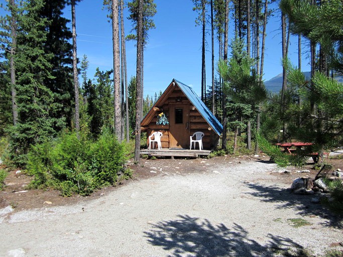 Blue River Cabins (British Columbia, Canada)