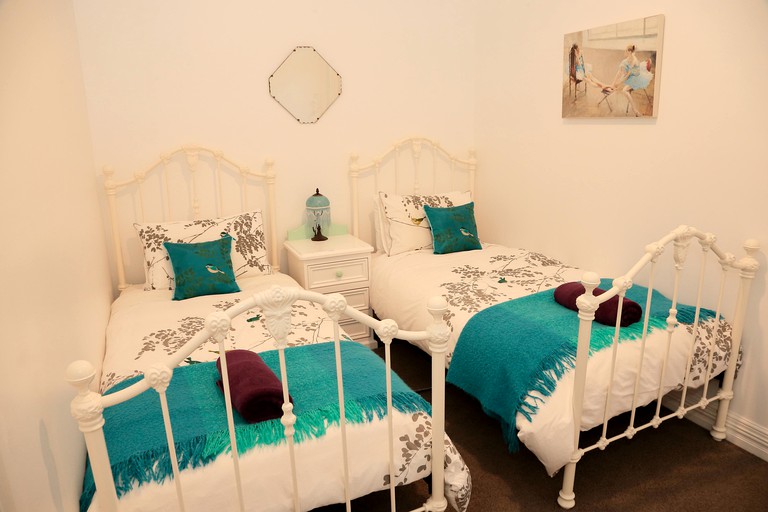 Cottages (Healesville, Victoria, Australia)