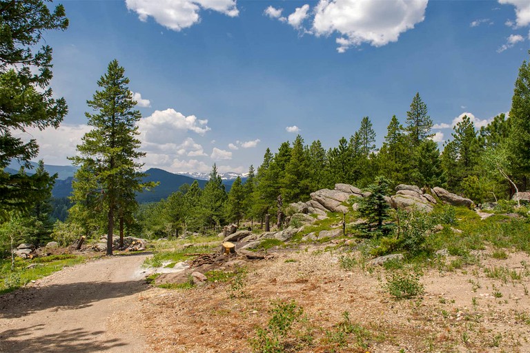 Caravans (Black Hawk, Colorado, United States)