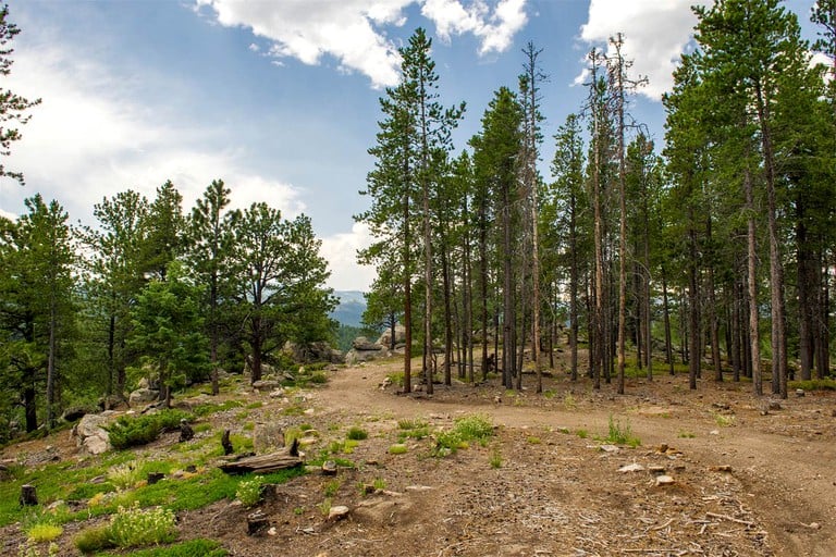 Caravans (Black Hawk, Colorado, United States)