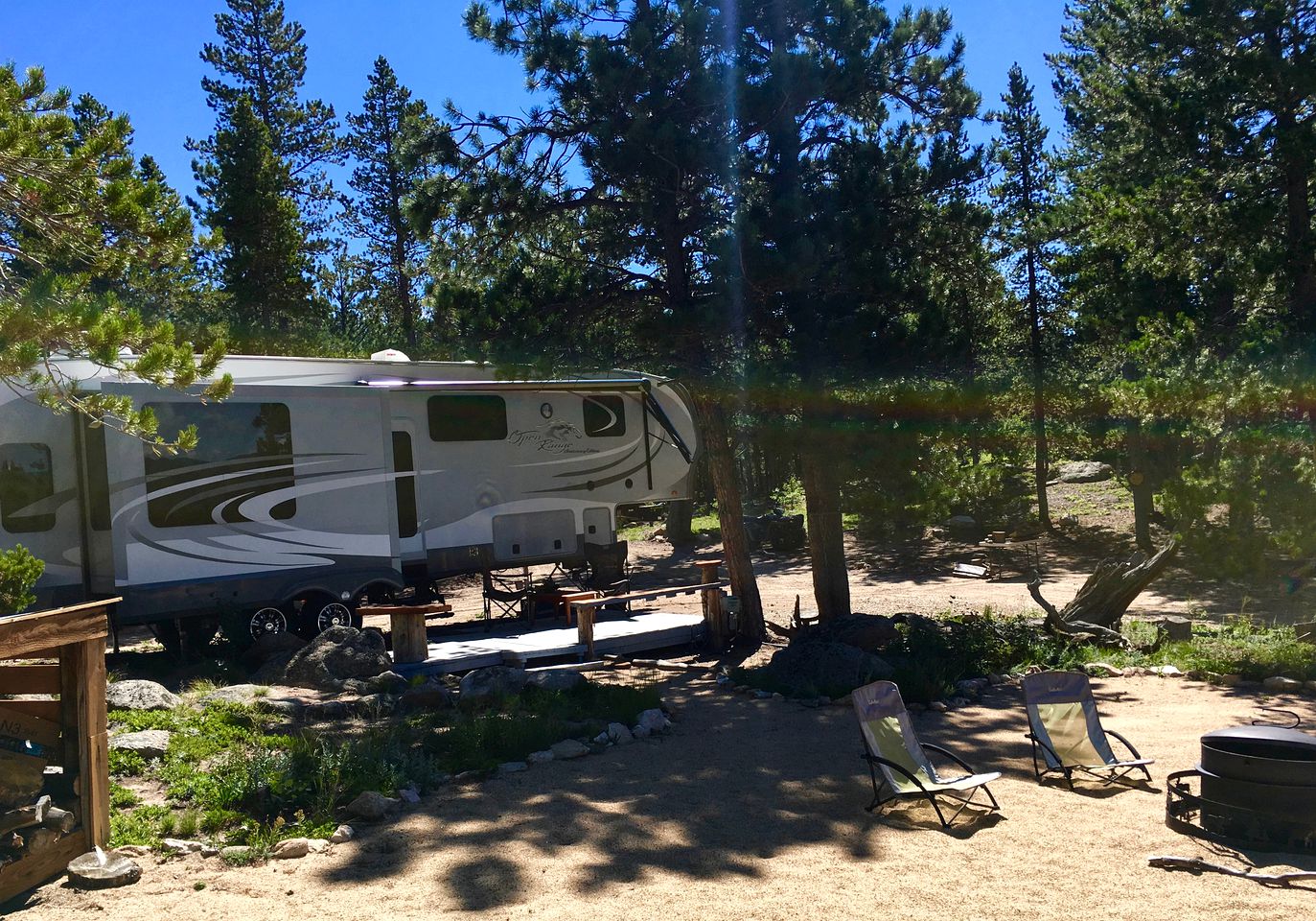 Fully Equipped RV Caravan Rental near Boulder, Colorado