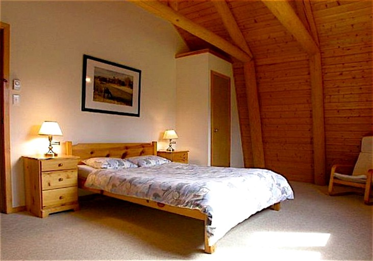 Cabin on Slocan Lake, British Columbia Silverton Cabin