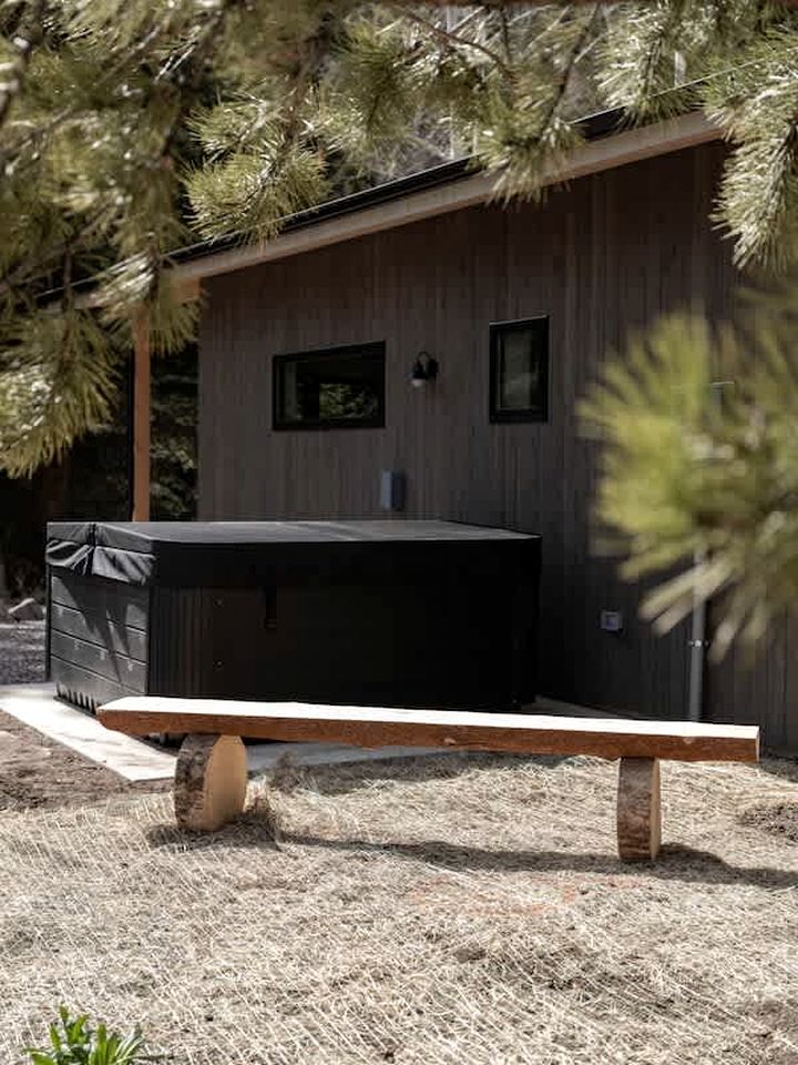 Cozy Mountain Escape in Guanella Pass with Private Hot Tub in Grant, Colorado