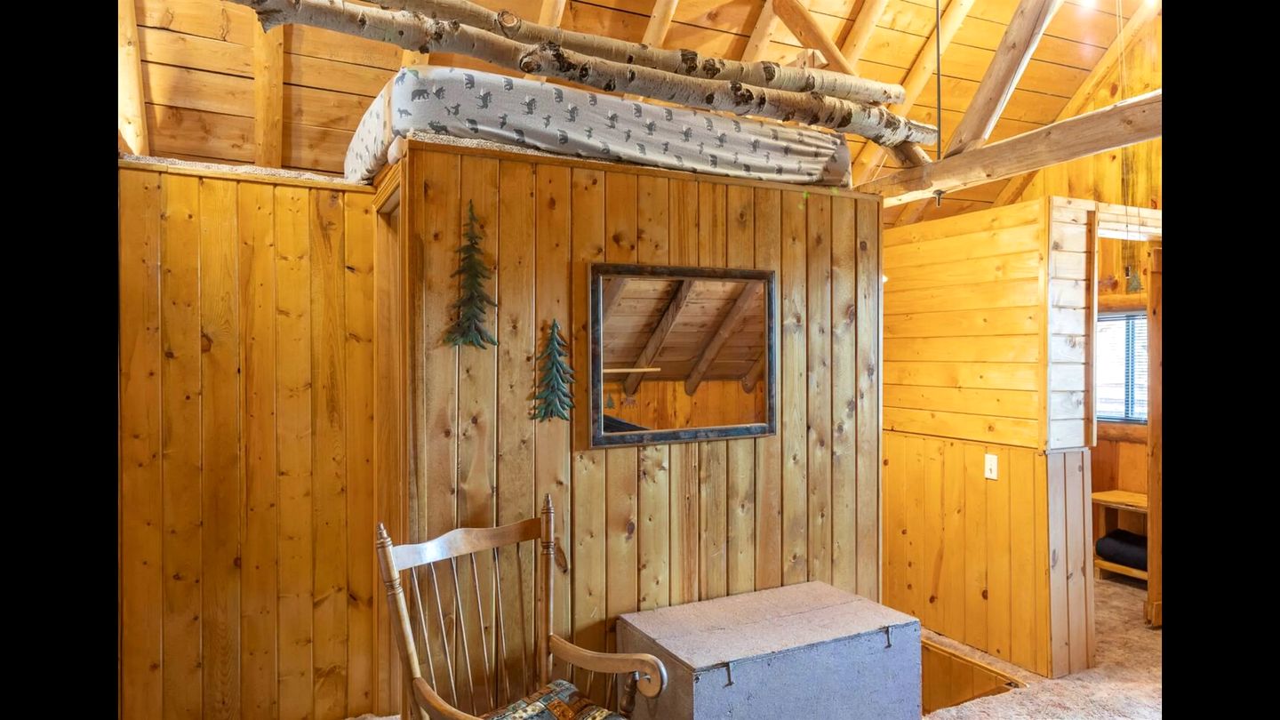 Rustic Cabin Retreat with Private Pond & Hot Tub near Island Park, Idaho