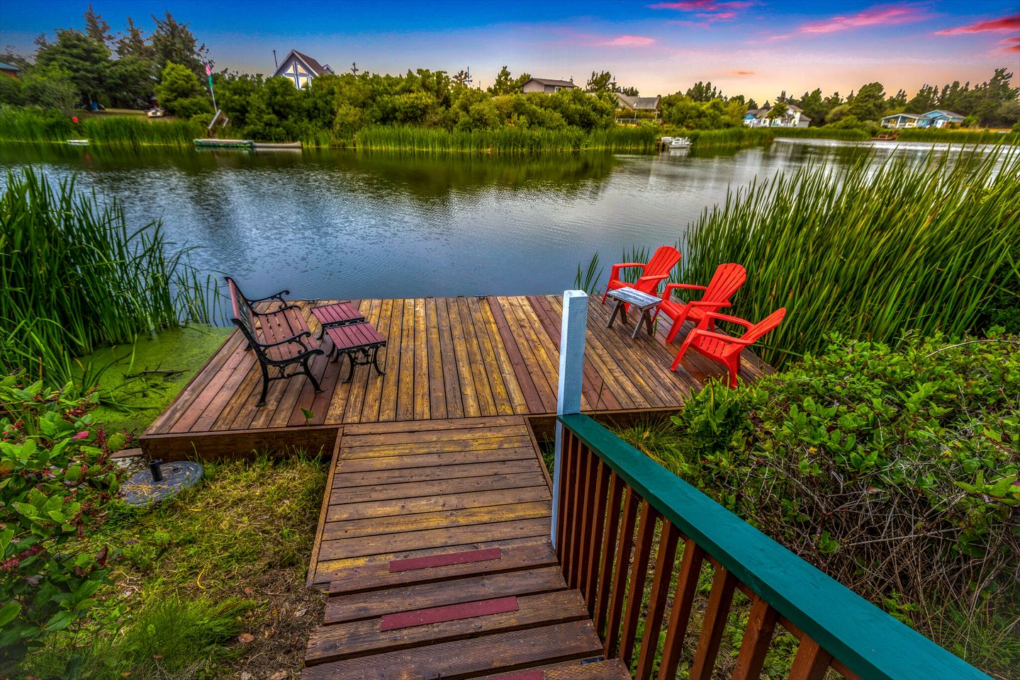 Picturesque Waterfront Cabin with Little Private Dock in Washington