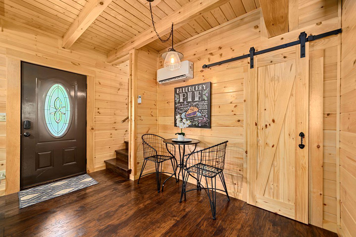 Couple's Glamping Cabin for a Romantic Escape in Pigeon Forge