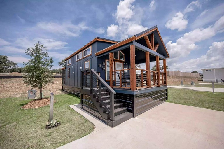 Luxury Tiny Home Hideaway with Resort-Style Amenities Near Fredericksburg, TX