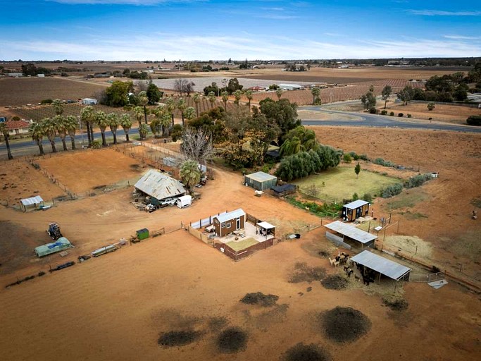 Tiny Houses (Australia, Mildura, Victoria)