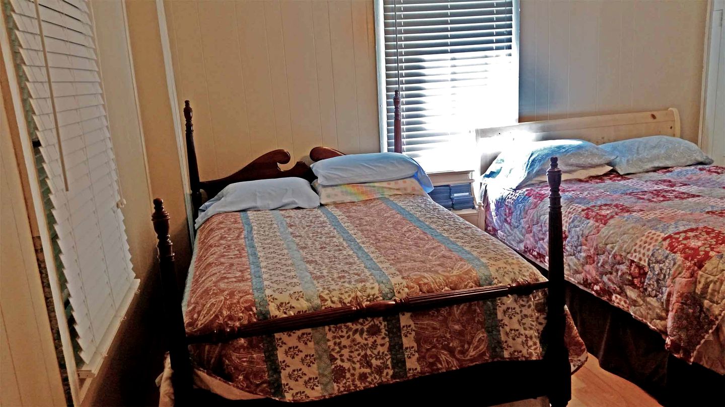 Secluded Cabin Rental in a Rural Setting near the Hatfield-McCoy Trails of West Virginia