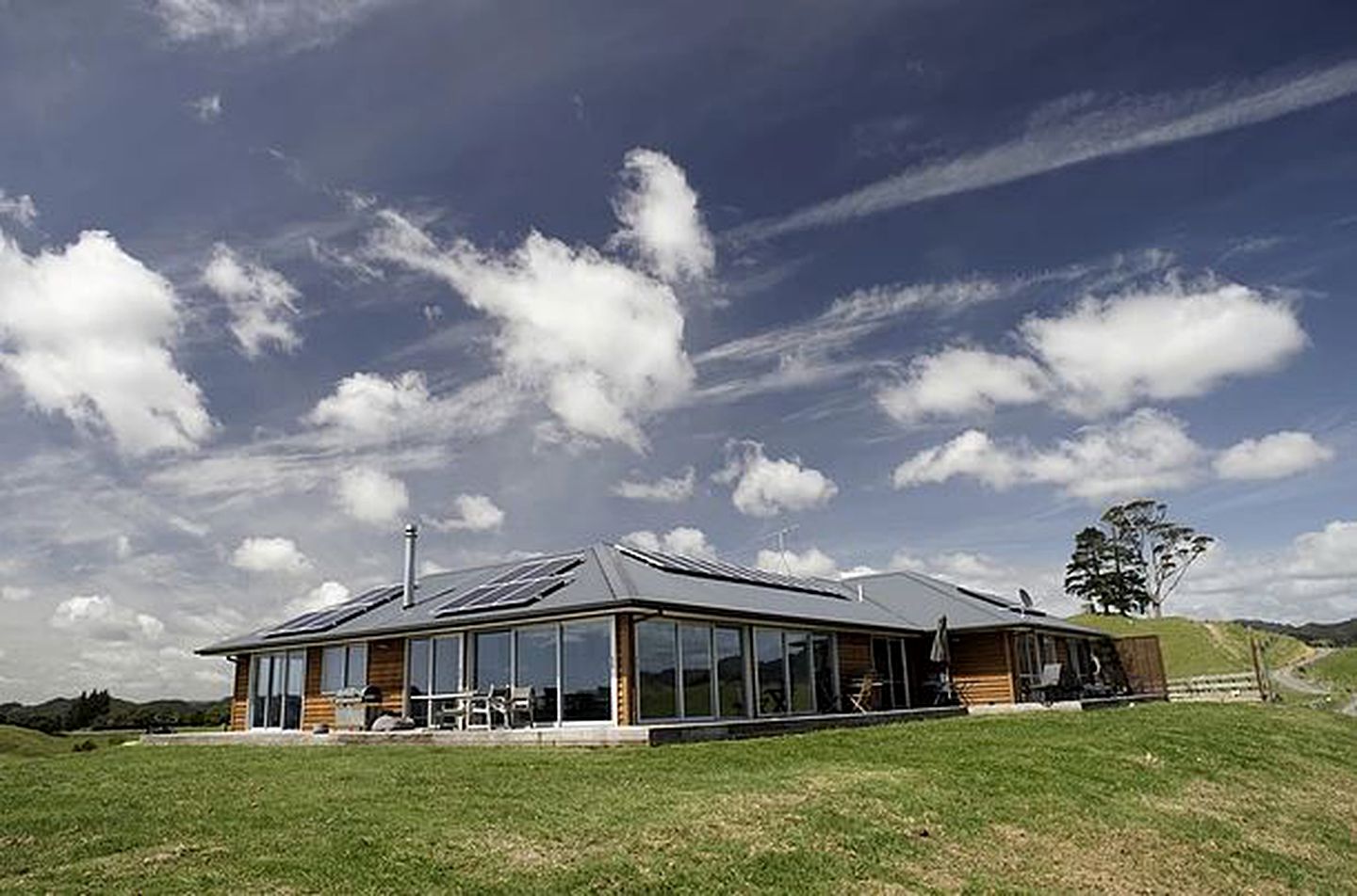 Peaceful Bed and Breakfast Accommodation on a Farm near Russell Forest, North Island