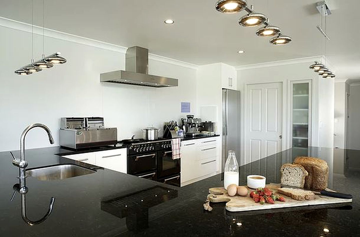 Cozy Bed and Breakfast Accommodation for a Romantic Getaway in Whangaruru, North Island