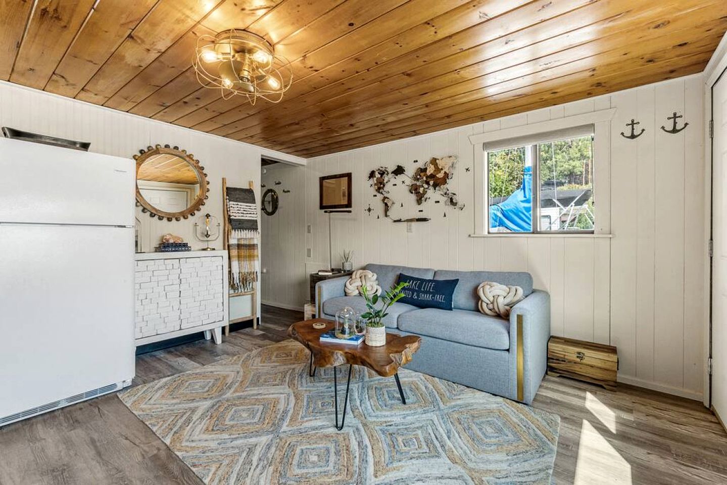 Gorgeous Floating Home on Lake Pend O'reille, Surrounded by the Selkirk and Cabinet Mountains, Idaho