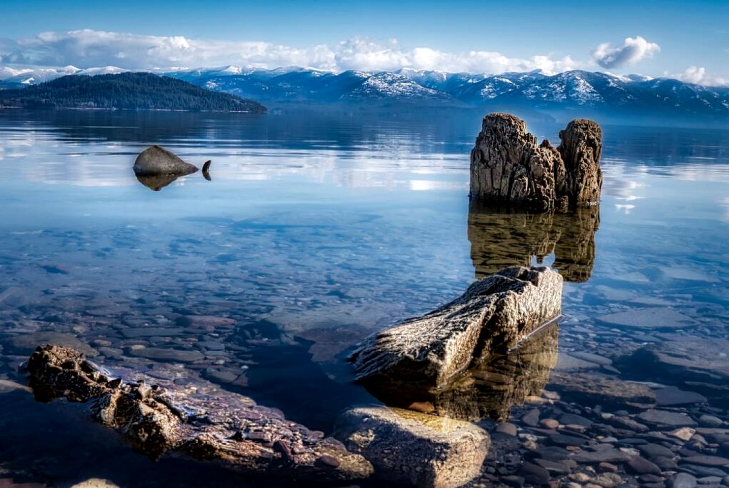 Gorgeous Floating Home on Lake Pend O'reille, Surrounded by the Selkirk and Cabinet Mountains, Idaho