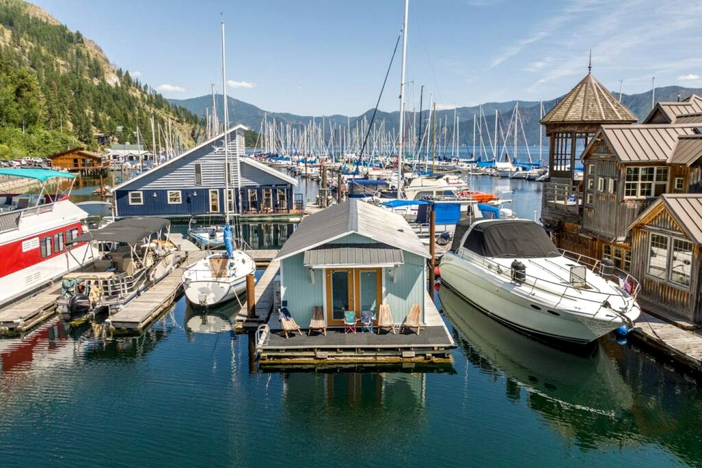 Gorgeous Floating Home on Lake Pend O'reille, Surrounded by the Selkirk and Cabinet Mountains, Idaho