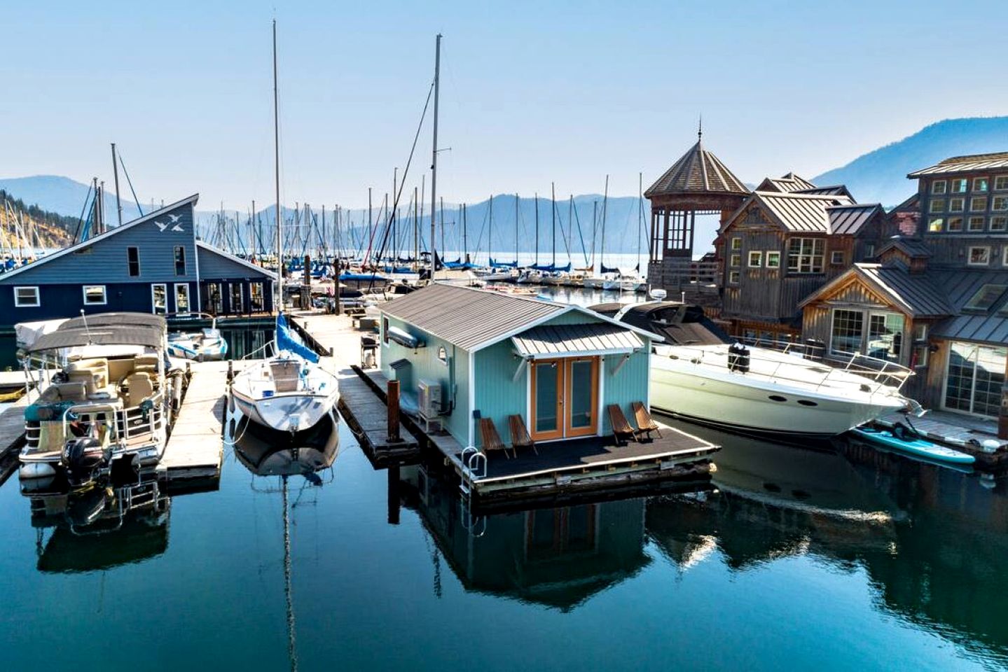 Gorgeous Floating Home on Lake Pend O'reille, Surrounded by the Selkirk and Cabinet Mountains, Idaho