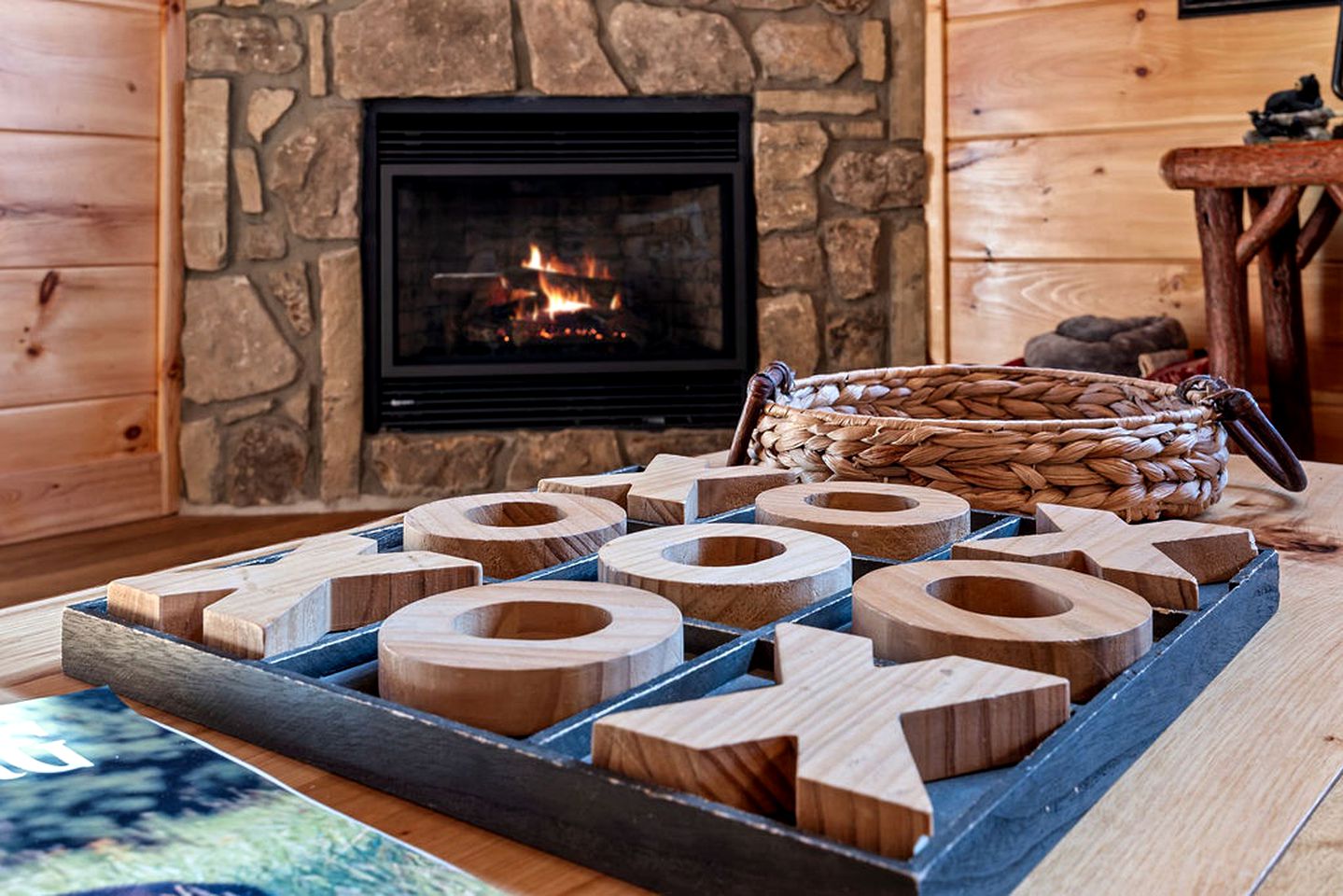 Rustic Family Cabin with Hot Tub with Arcade in Great Smoky Mountains near Gatlinburg, Tennessee
