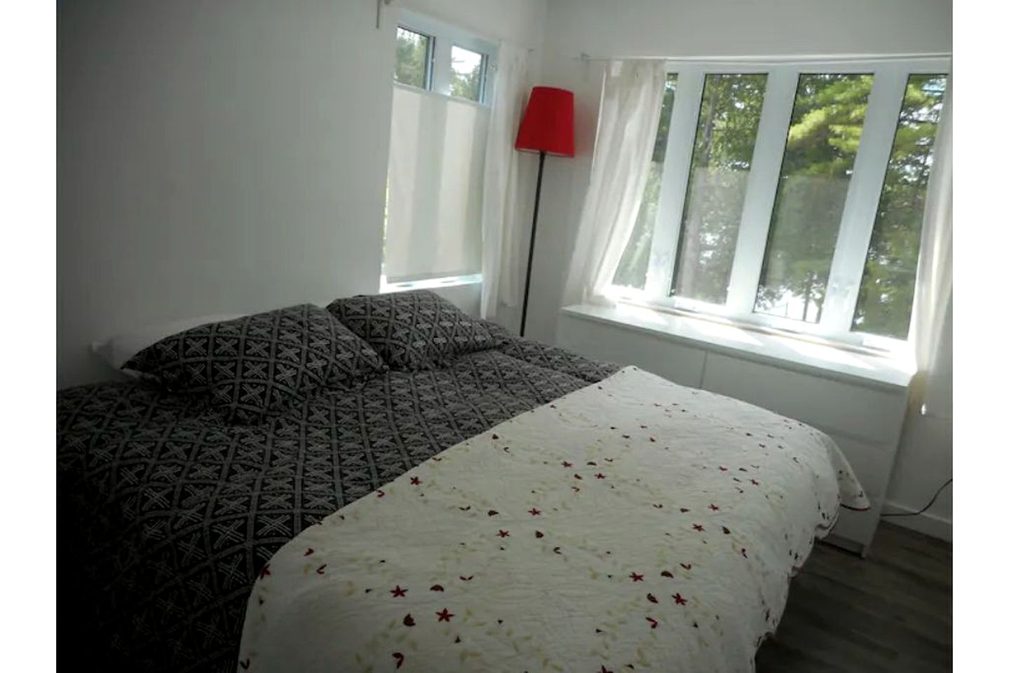 Group of Cottages Great for Family or Group Reunions in Ontario