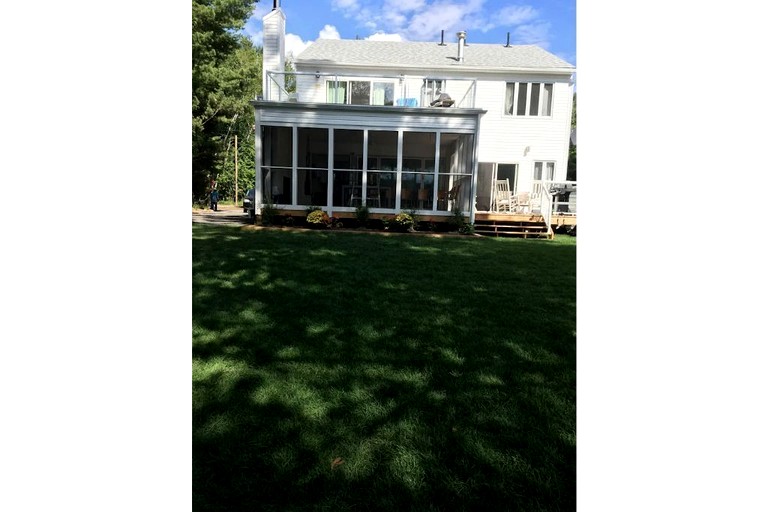 Villas (Canada, Godfrey, Ontario)