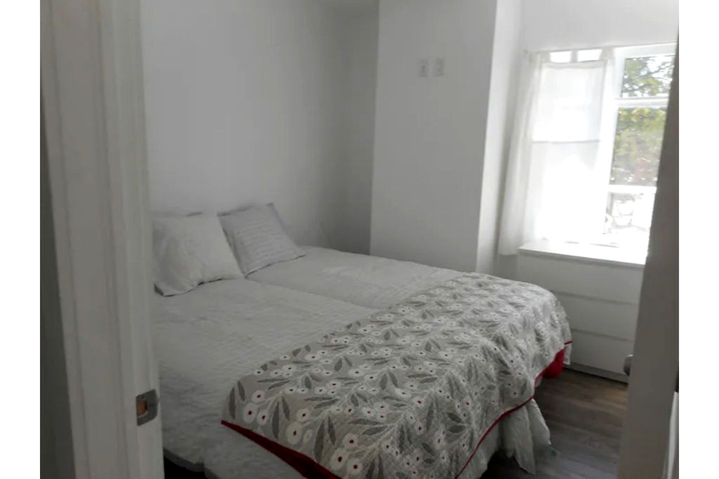 Group of Cottages Great for Family or Group Reunions in Ontario